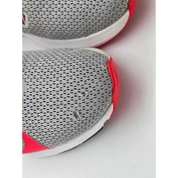 Nike Women's Quest 2 Shoes Wolf Grey Red Orbit Half Blue Size 9.5 - Picture 9 of 9